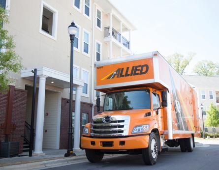 Commercial movers truck
