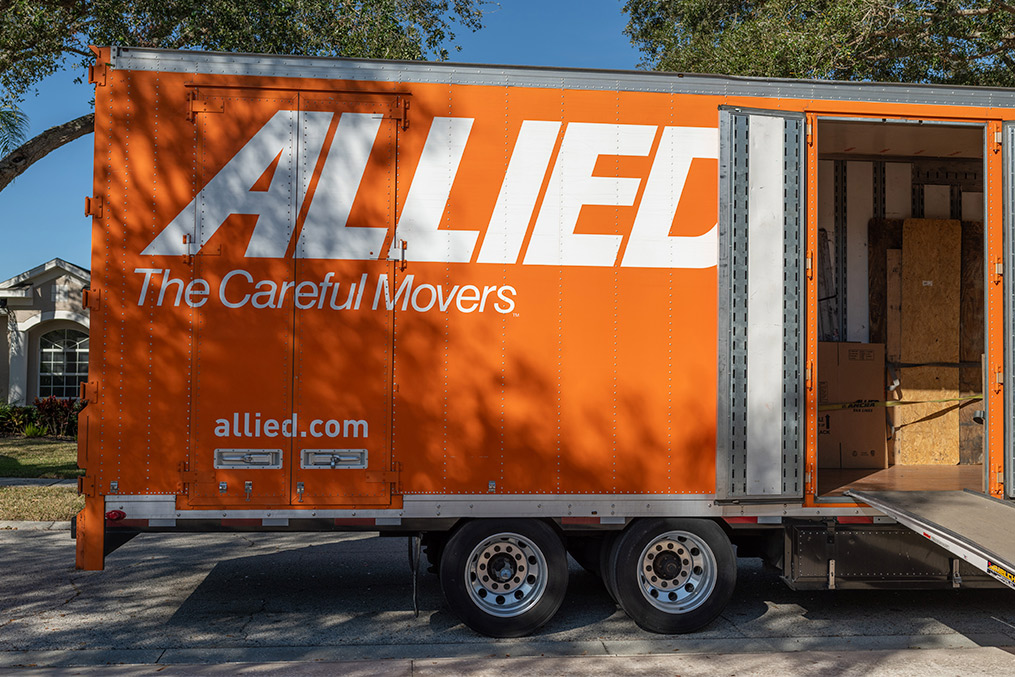 Allied moving relocation truck from California to international move